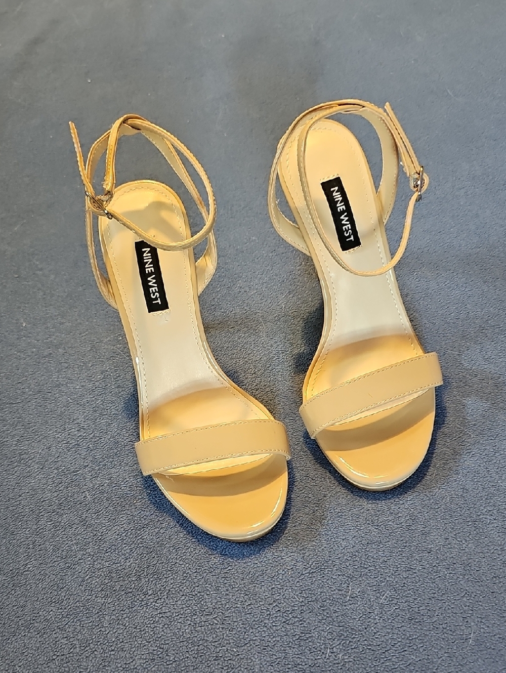 NIB Nine West Nude Patent Ankle-Strap Heels  5.5